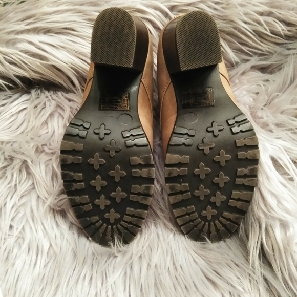 Soft leather tan ankle boots size 6 - Picture 3 of 5